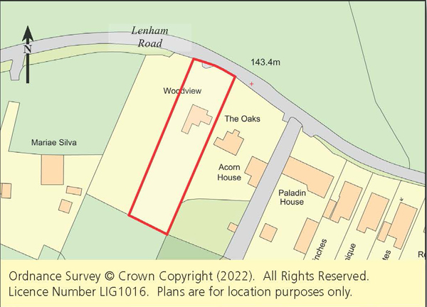 Lot: 12 - DETACHED BUNGALOW FOR IMPROVEMENT AND REPAIR POTENTIAL FOR REPLACEMENT DWELLING -